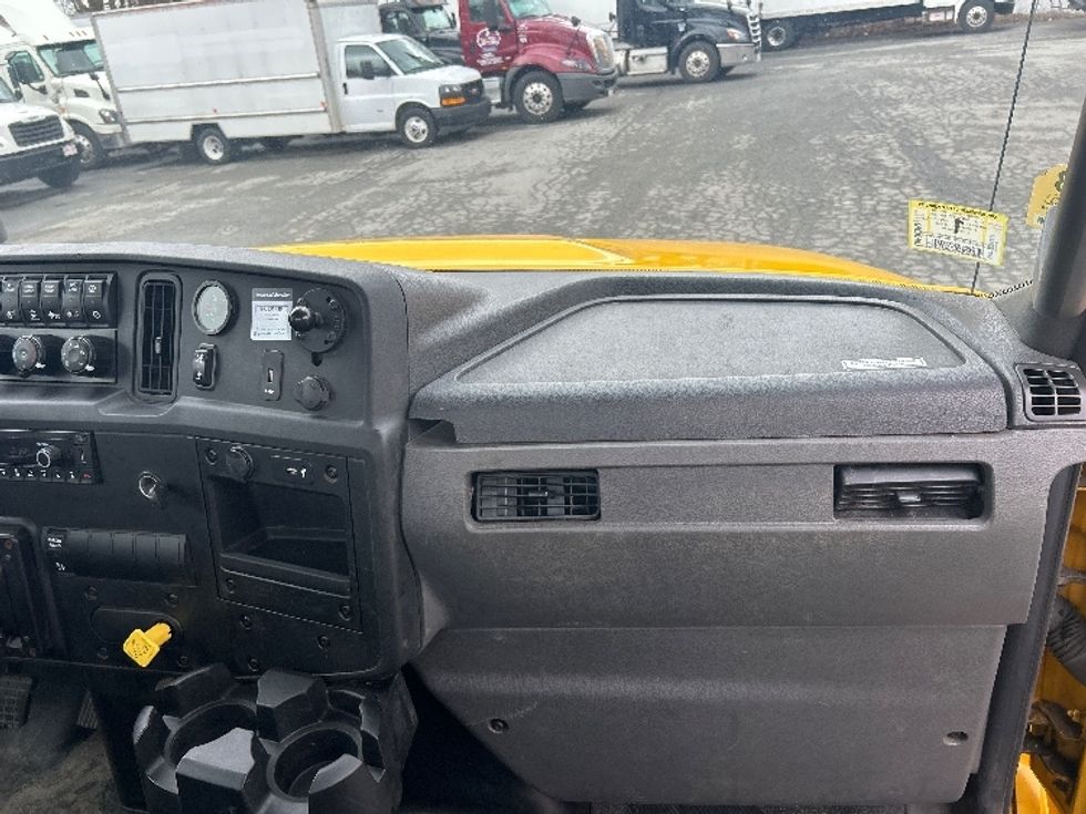 Cab and Chassis Truck-Light and Medium Duty Trucks-International-2022-MV607-Braintree-MA-128,196\n\t\tmiles-$ 45,000 - Image 14