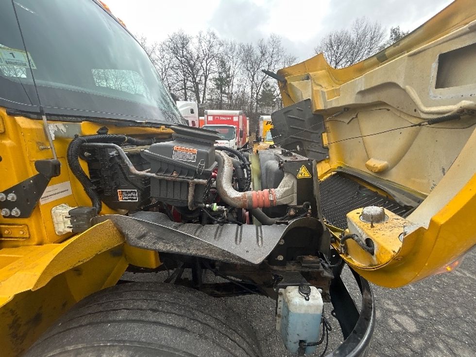 Cab and Chassis Truck-Light and Medium Duty Trucks-International-2022-MV607-Braintree-MA-128,196\n\t\tmiles-$ 45,000 - Image 16