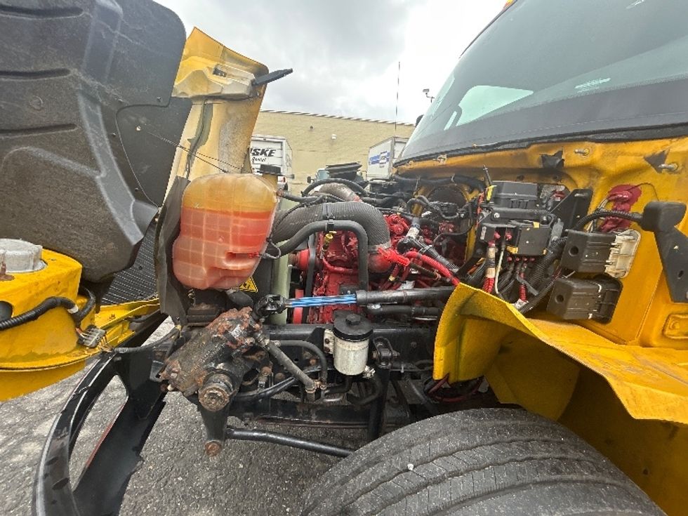 Cab and Chassis Truck-Light and Medium Duty Trucks-International-2022-MV607-Braintree-MA-128,196\n\t\tmiles-$ 45,000 - Image 17