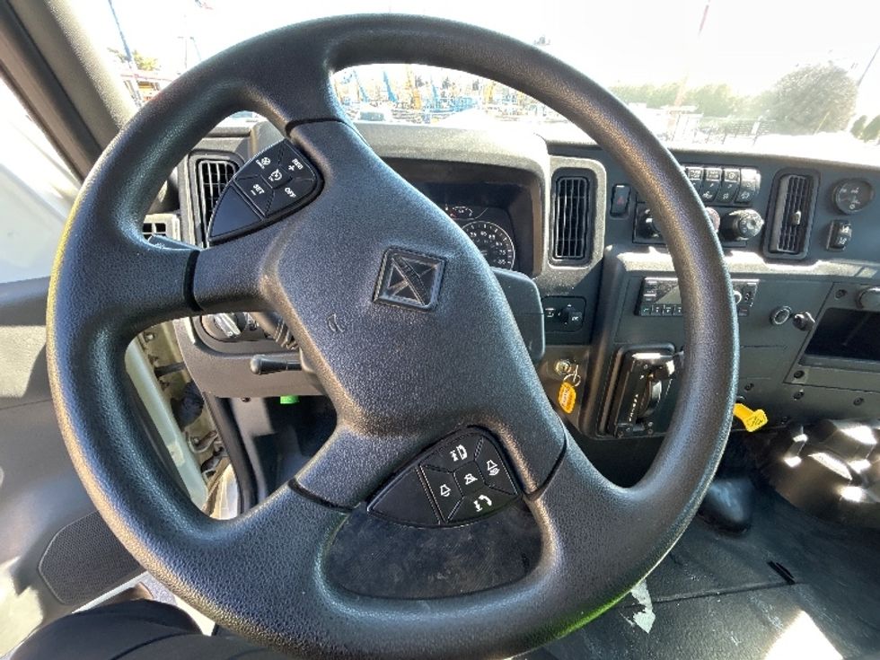 Cab and Chassis Truck-Light and Medium Duty Trucks-International-2022-MV607-Chicopee-MA-192,488\n\t\tmiles-$ 37,250 - Image 13