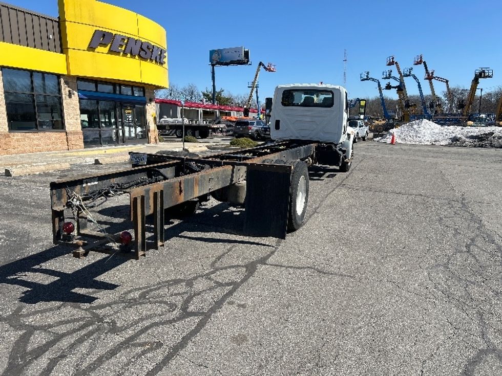 Cab and Chassis Truck-Light and Medium Duty Trucks-International-2022-MV607-Chicopee-MA-192,488\n\t\tmiles-$ 37,250 - Image 8