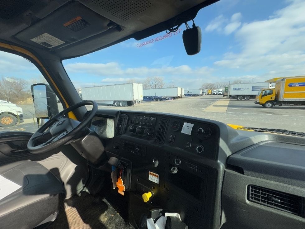 Cab and Chassis Truck-Light and Medium Duty Trucks-International-2022-MV607-East Chicago-IN-162,413\n\t\tmiles-$ 44,000 - Image 13