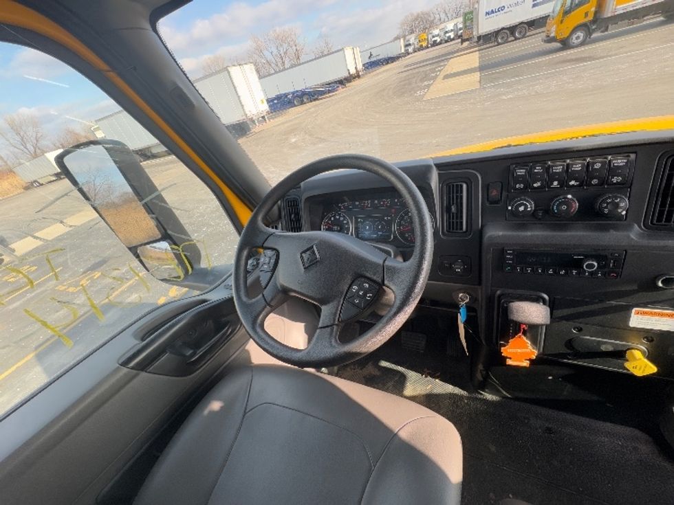 Cab and Chassis Truck-Light and Medium Duty Trucks-International-2022-MV607-East Chicago-IN-162,413\n\t\tmiles-$ 44,000 - Image 14