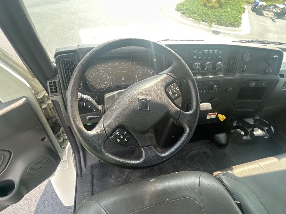 Cab and Chassis Truck-Light and Medium Duty Trucks-International-2022-MV607-Ocala-FL-363,104\n\t\tmiles-$ 23,000 - Image 12