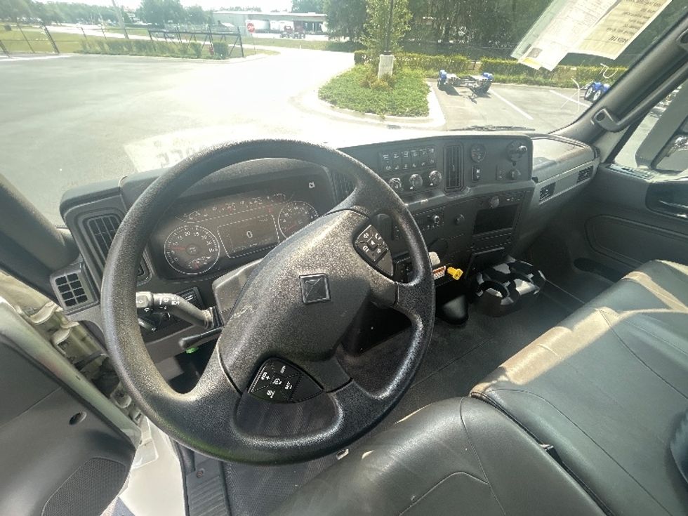 Cab and Chassis Truck-Light and Medium Duty Trucks-International-2022-MV607-Ocala-FL-363,104\n\t\tmiles-$ 23,000 - Image 13