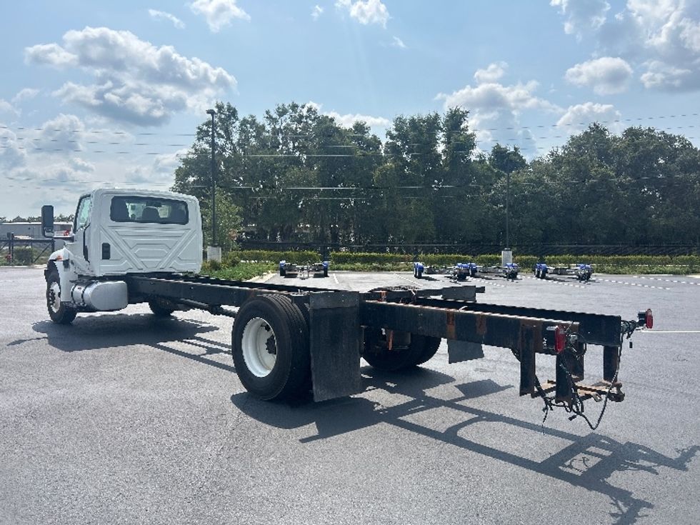 Cab and Chassis Truck-Light and Medium Duty Trucks-International-2022-MV607-Ocala-FL-363,104\n\t\tmiles-$ 23,000 - Image 6