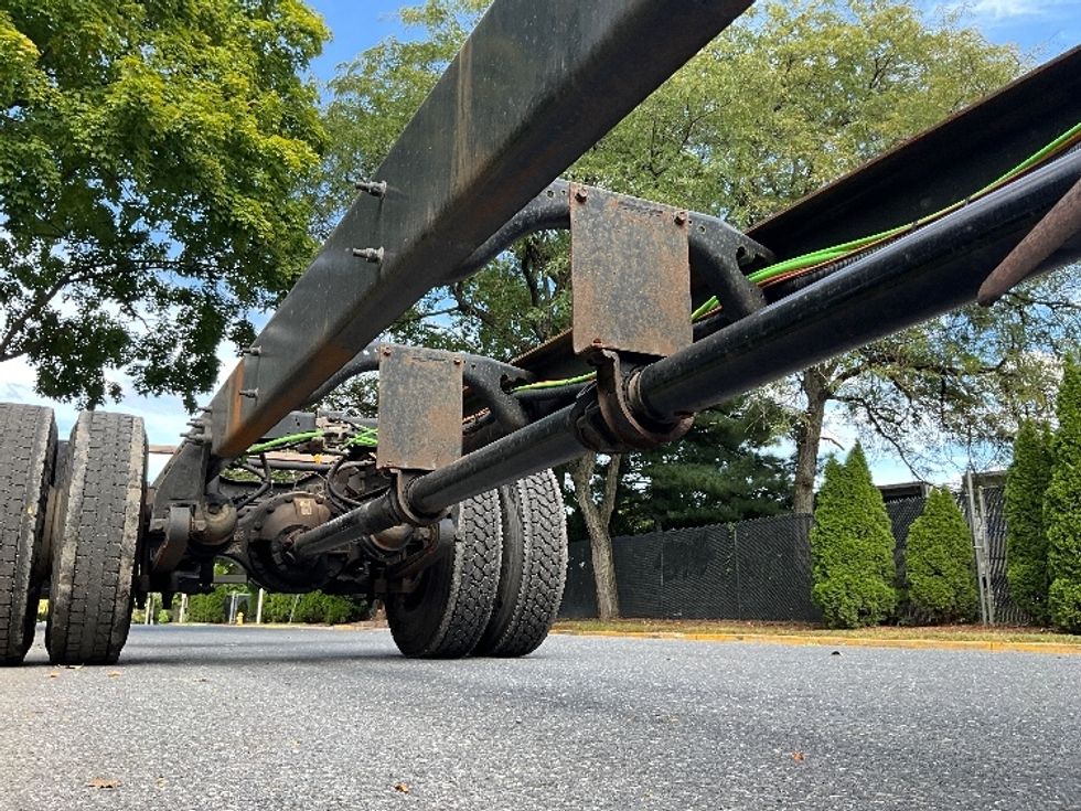 Cab and Chassis Truck-Light and Medium Duty Trucks-International-2022-MV607-Reading-PA-274,870\n\t\tmiles-$ 26,750 - Image 9