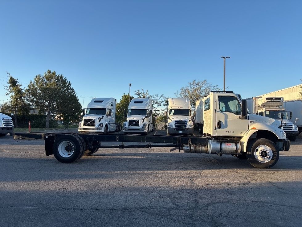 Cab and Chassis Truck-Light and Medium Duty Trucks-International-2022-MV607-Salt Lake City-UT-249,213\n\t\tmiles-$ 37,500 - Image 10