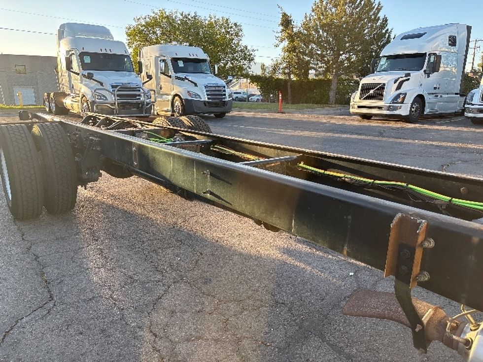 Cab and Chassis Truck-Light and Medium Duty Trucks-International-2022-MV607-Salt Lake City-UT-249,213\n\t\tmiles-$ 37,500 - Image 9