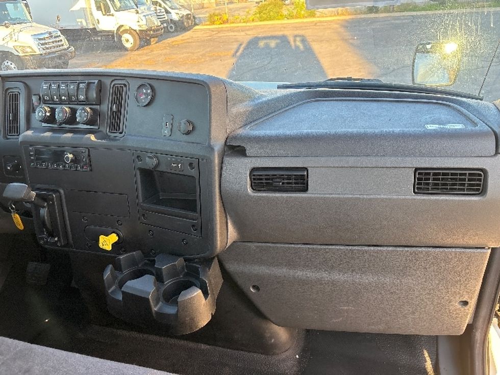 Cab and Chassis Truck-Light and Medium Duty Trucks-International-2022-MV607-Salt Lake City-UT-249,213\n\t\tmiles-$ 37,500 - Image 15