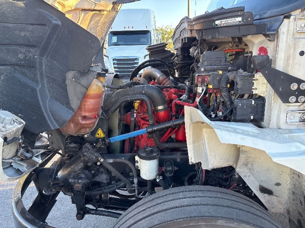 Cab and Chassis Truck-Light and Medium Duty Trucks-International-2022-MV607-Salt Lake City-UT-249,213\n\t\tmiles-$ 37,500 - Image 18