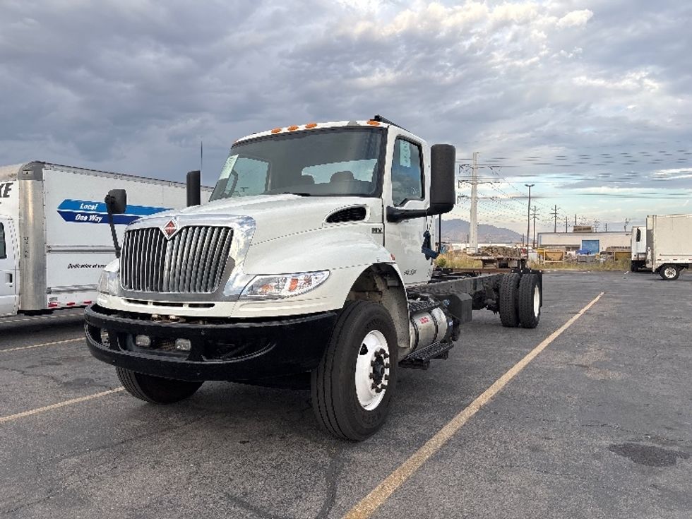 Cab and Chassis Truck-Light and Medium Duty Trucks-International-2022-MV607-Salt Lake City-UT-339,182\n\t\tmiles-$ 25,500 - Image 3