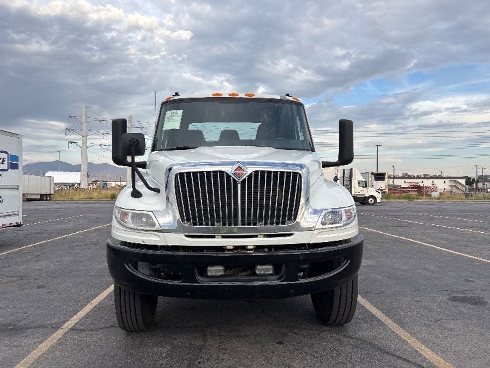 Cab and Chassis Truck-Light and Medium Duty Trucks-International-2022-MV607-Salt Lake City-UT-339,182\n\t\tmiles-$ 25,500 - Image 2
