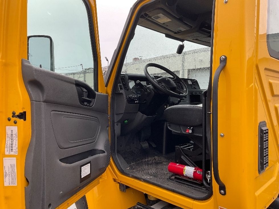 Cab and Chassis Truck-Light and Medium Duty Trucks-International-2022-MV607-South Portland-ME-203,392\n\t\tmiles-$ 34,750 - Image 11