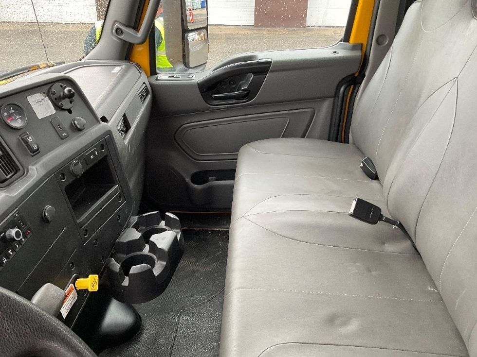 Cab and Chassis Truck-Light and Medium Duty Trucks-International-2022-MV607-South Portland-ME-203,392\n\t\tmiles-$ 34,750 - Image 14