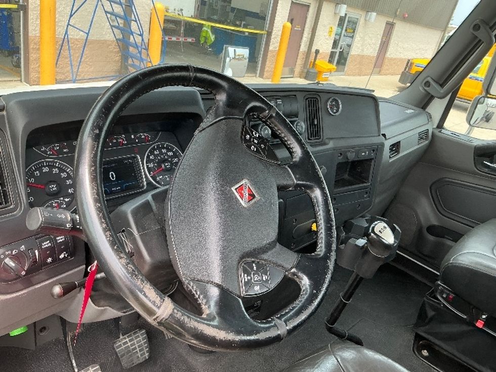Cab and Chassis Truck-Light and Medium Duty Trucks-International-2022-MV607-Stoney Creek-ON-423,590\n\t\tkm-$ 60,500 - Image 17