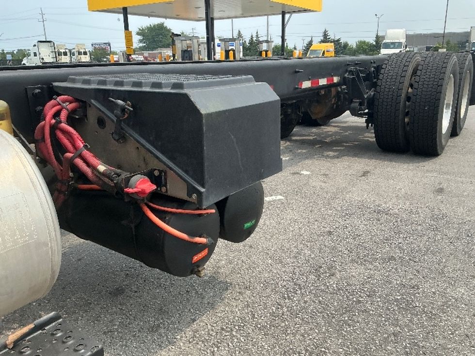 Cab and Chassis Truck-Light and Medium Duty Trucks-International-2022-MV607-Stoney Creek-ON-423,590\n\t\tkm-$ 60,500 - Image 5