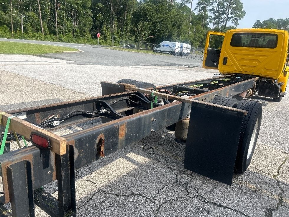 Cab and Chassis Truck-Light and Medium Duty Trucks-International-2022-MV607-Tallahassee-FL-191,812\n\t\tmiles-$ 43,500 - Image 26