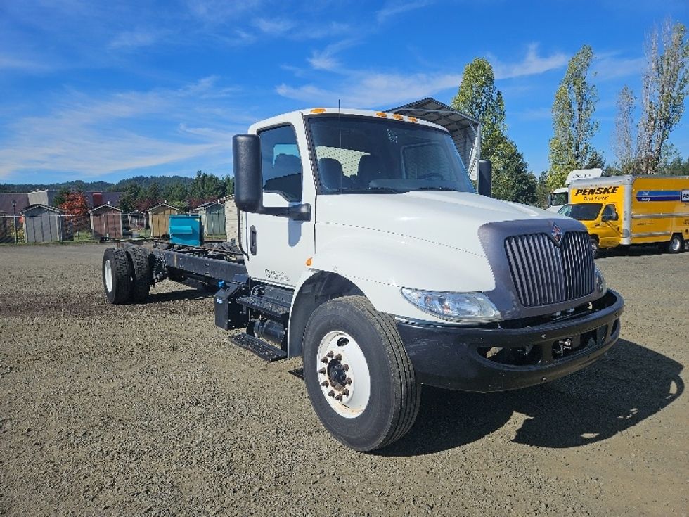Cab and Chassis Truck-Light and Medium Duty Trucks-International-2022-MV607-Tumwater-WA-160,551\n\t\tmiles-$ 50,250 - Image 1