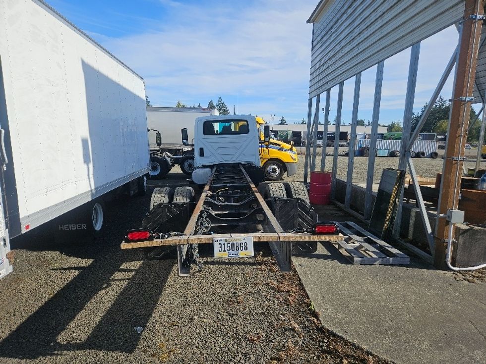 Cab and Chassis Truck-Light and Medium Duty Trucks-International-2022-MV607-Tumwater-WA-160,551\n\t\tmiles-$ 50,250 - Image 7
