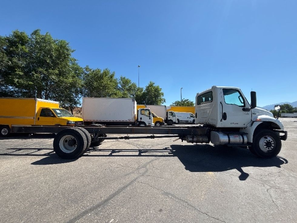Cab and Chassis Truck-Light and Medium Duty Trucks-International-2022-MV607-West Valley City-UT-356,237\n\t\tmiles-$ 25,250 - Image 10