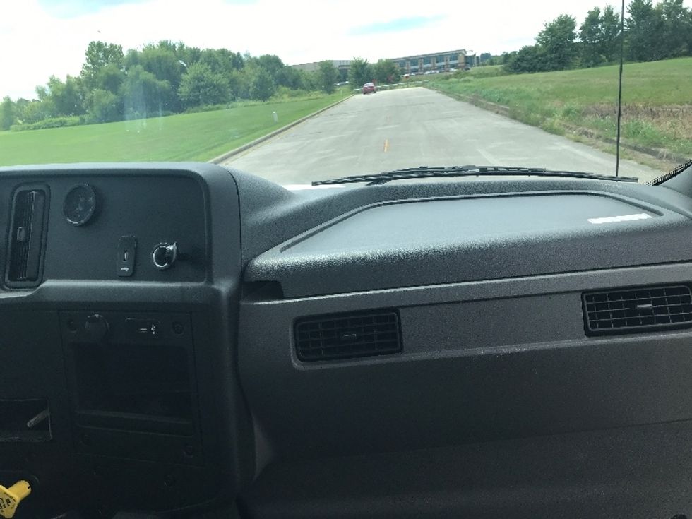 Cab and Chassis Truck-Light and Medium Duty Trucks-International-2023-MV607-Evansville-IN-125,336\n\t\tmiles-$ 57,000 - Image 16