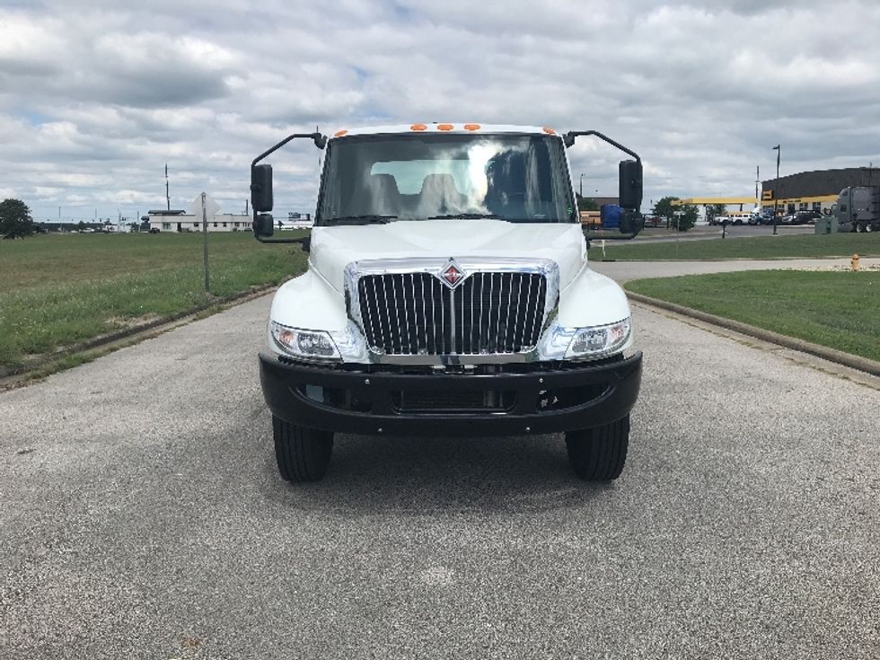 Cab and Chassis Truck-Light and Medium Duty Trucks-International-2023-MV607-Evansville-IN-125,336\n\t\tmiles-$ 57,000 - Image 2