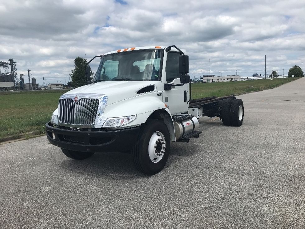 Cab and Chassis Truck-Light and Medium Duty Trucks-International-2023-MV607-Evansville-IN-125,336\n\t\tmiles-$ 57,000 - Image 3