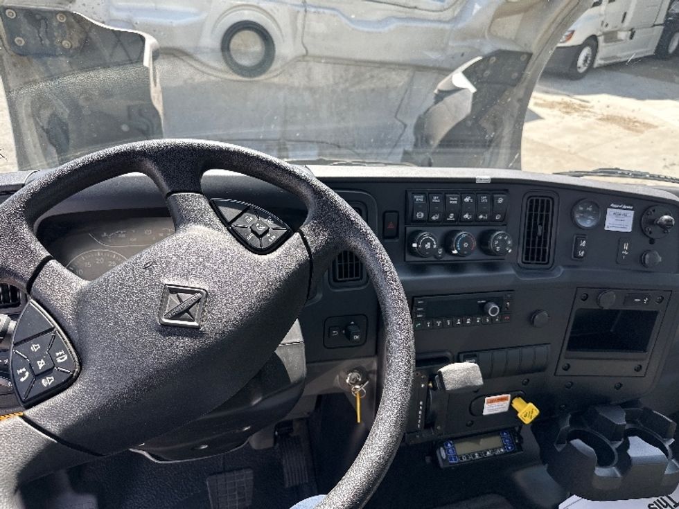 Cab and Chassis Truck-Light and Medium Duty Trucks-International-2025-MV607N-Pensacola-FL-20,798\n\t\tmiles-$ 90,750 - Image 13