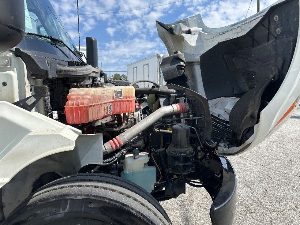 Cab and Chassis Truck-Light and Medium Duty Trucks-International-2025-MV607N-Pensacola-FL-20,798\n\t\tmiles-$ 90,750 - Image 18