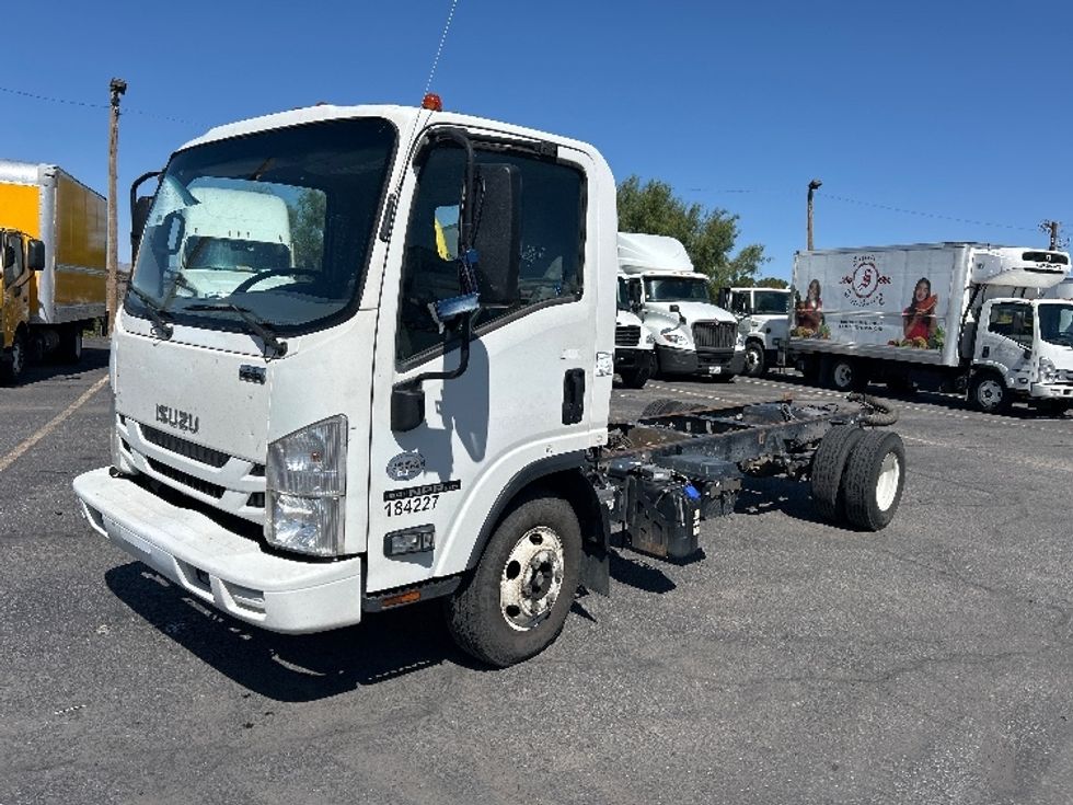 Cab and Chassis Truck-Light and Medium Duty Trucks-Isuzu-2018-NPR-El Paso-TX-333,714\n\t\tmiles-$ 20,500 - Image 3