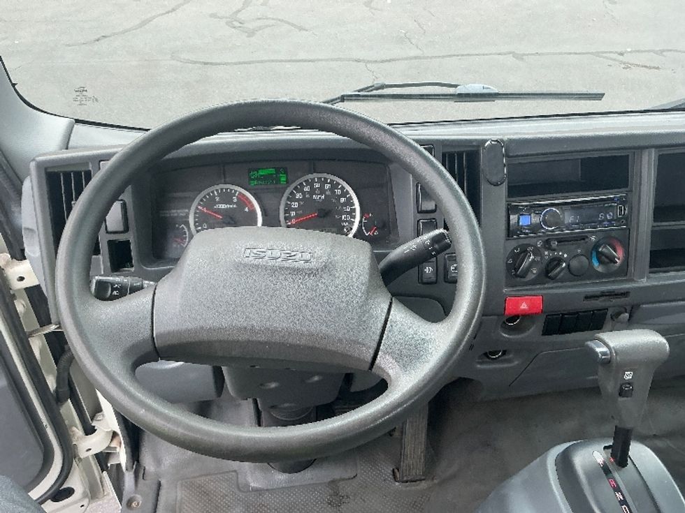 Cab and Chassis Truck-Light and Medium Duty Trucks-Isuzu-2018-NRR-Portland-OR-69,927\n\t\tmiles-$ 42,750 - Image 13