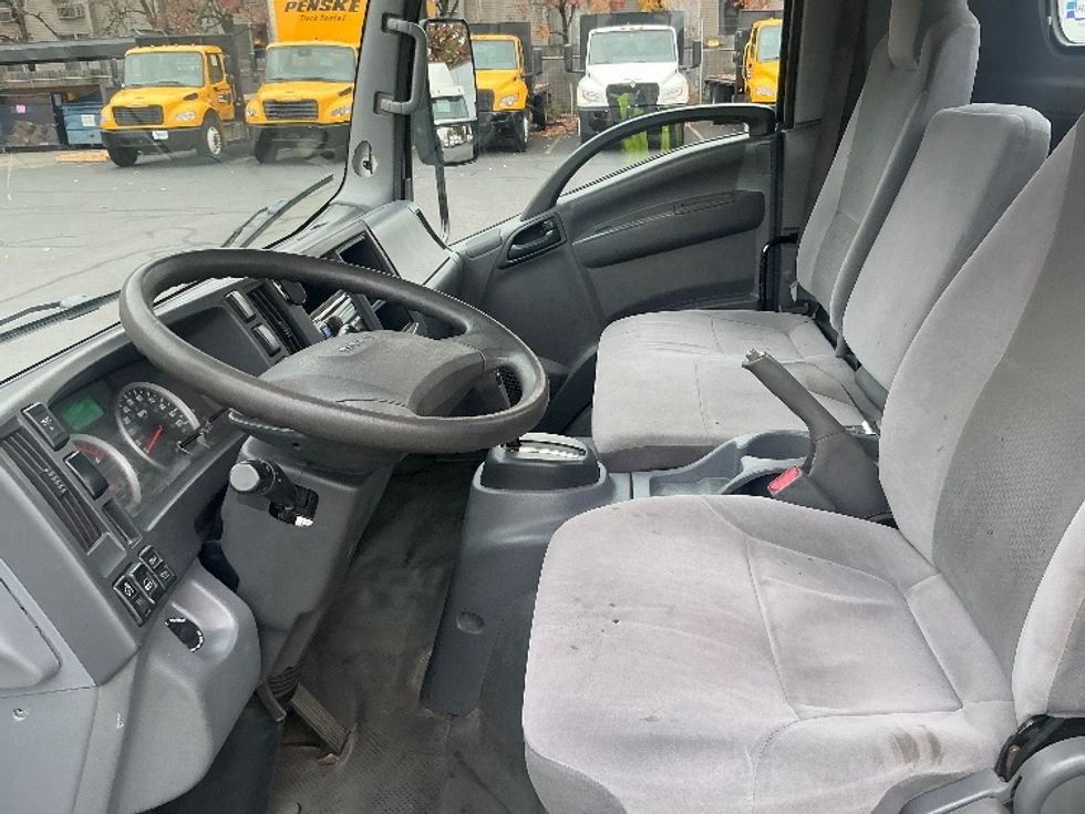 Cab and Chassis Truck-Light and Medium Duty Trucks-Isuzu-2018-NRR-Portland-OR-69,927\n\t\tmiles-$ 42,750 - Image 14