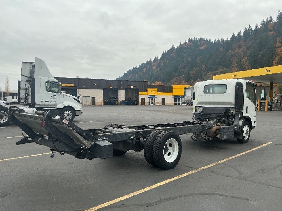 Cab and Chassis Truck-Light and Medium Duty Trucks-Isuzu-2018-NRR-Portland-OR-69,927\n\t\tmiles-$ 42,750 - Image 8