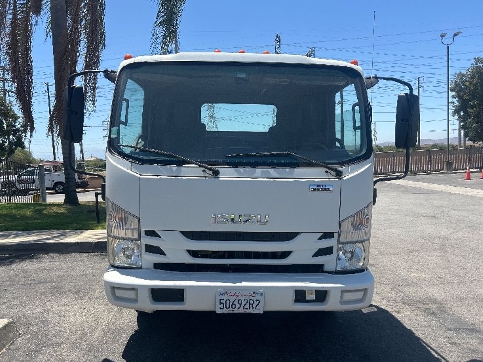 Cab and Chassis Truck-Light and Medium Duty Trucks-Isuzu-2019-NRR-Chino-CA-128,317\n\t\tmiles-$ 37,250 - Image 2