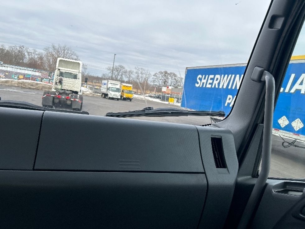 Cab and Chassis Truck-Light and Medium Duty Trucks-Isuzu-2020-FTR-Montgomery-NY-128,028\n\t\tmiles-$ 43,750 - Image 15