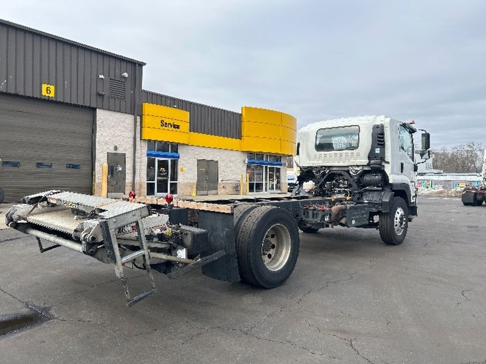 Cab and Chassis Truck-Light and Medium Duty Trucks-Isuzu-2020-FTR-Montgomery-NY-128,028\n\t\tmiles-$ 43,750 - Image 8