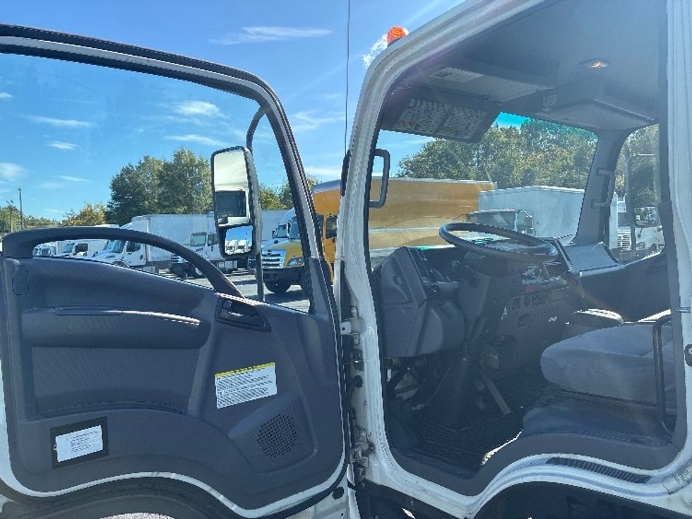 Cab and Chassis Truck-Light and Medium Duty Trucks-Isuzu-2020-NPRXD-Greensboro-NC-141,616\n\t\tmiles-$ 35,250 - Image 11