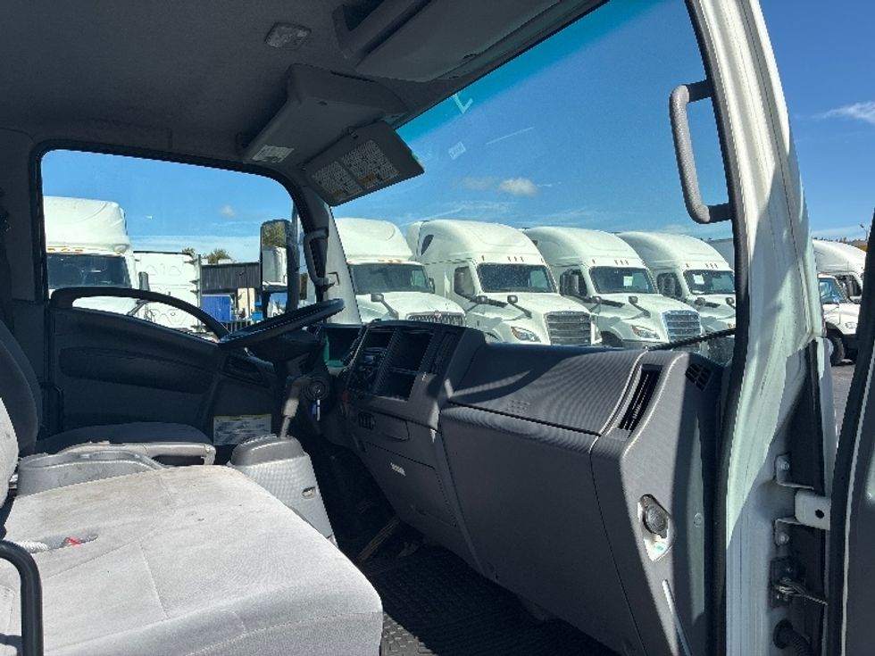 Cab and Chassis Truck-Light and Medium Duty Trucks-Isuzu-2020-NPRXD-Greensboro-NC-141,616\n\t\tmiles-$ 35,250 - Image 17