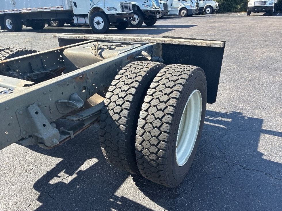 Cab and Chassis Truck-Light and Medium Duty Trucks-Isuzu-2020-NPRXD-Greensboro-NC-141,616\n\t\tmiles-$ 35,250 - Image 20