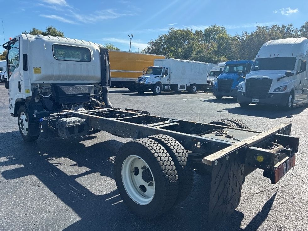 Cab and Chassis Truck-Light and Medium Duty Trucks-Isuzu-2020-NPRXD-Greensboro-NC-141,616\n\t\tmiles-$ 35,250 - Image 6