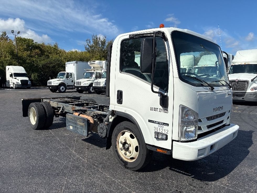 Cab and Chassis Truck-Light and Medium Duty Trucks-Isuzu-2020-NPRXD-Greensboro-NC-146,838\n\t\tmiles-$ 34,250 - Image 1