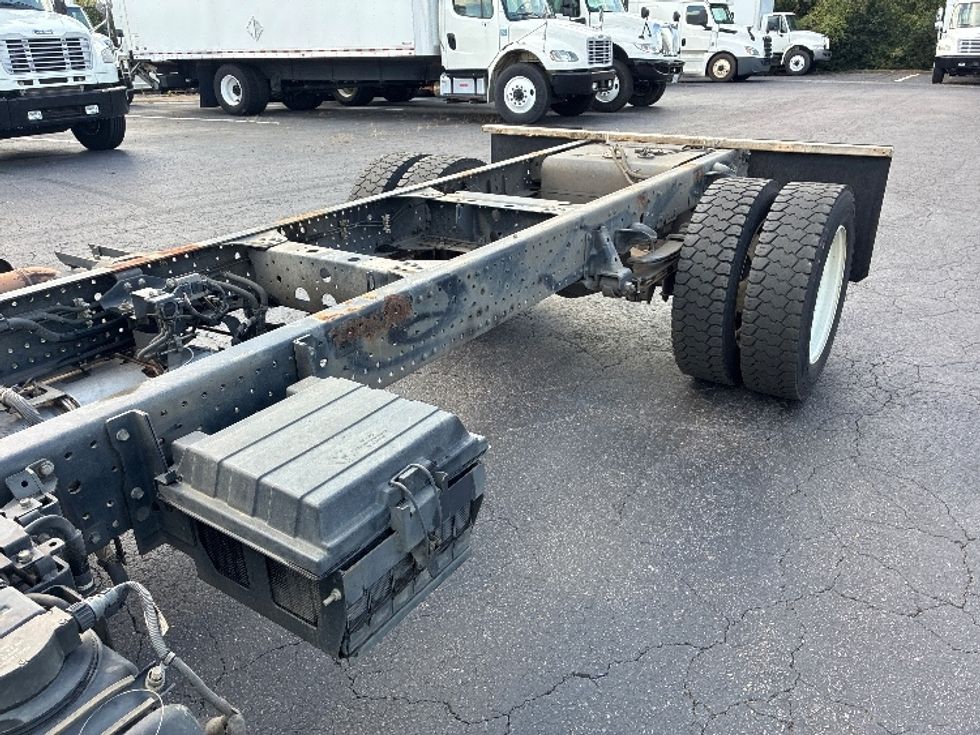 Cab and Chassis Truck-Light and Medium Duty Trucks-Isuzu-2020-NPRXD-Greensboro-NC-146,838\n\t\tmiles-$ 34,250 - Image 20
