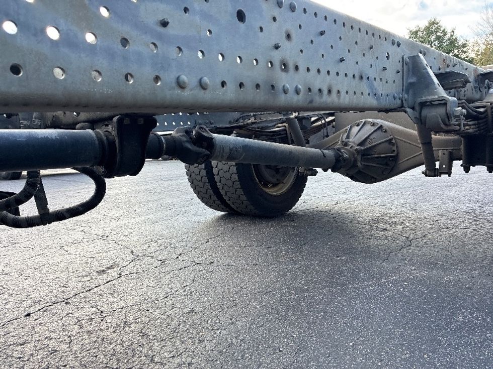 Cab and Chassis Truck-Light and Medium Duty Trucks-Isuzu-2020-NPRXD-Greensboro-NC-146,838\n\t\tmiles-$ 34,250 - Image 5