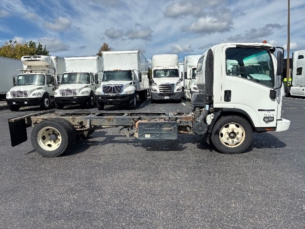 Cab and Chassis Truck-Light and Medium Duty Trucks-Isuzu-2020-NPRXD-Greensboro-NC-179,152\n\t\tmiles-$ 27,750 - Image 10