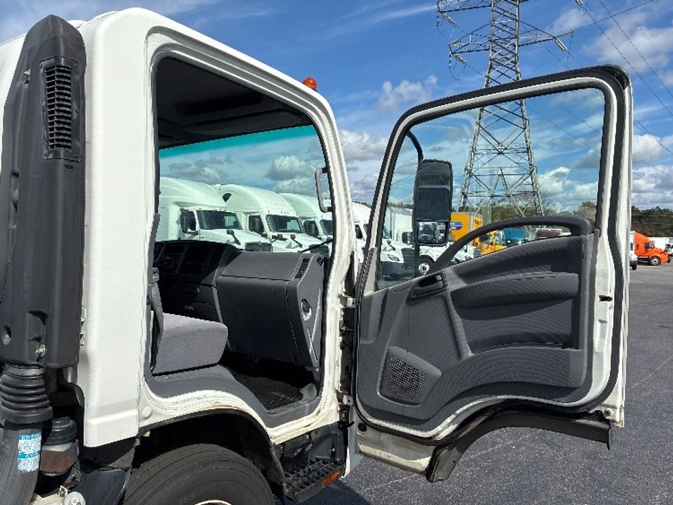 Cab and Chassis Truck-Light and Medium Duty Trucks-Isuzu-2020-NPRXD-Greensboro-NC-179,152\n\t\tmiles-$ 27,750 - Image 15