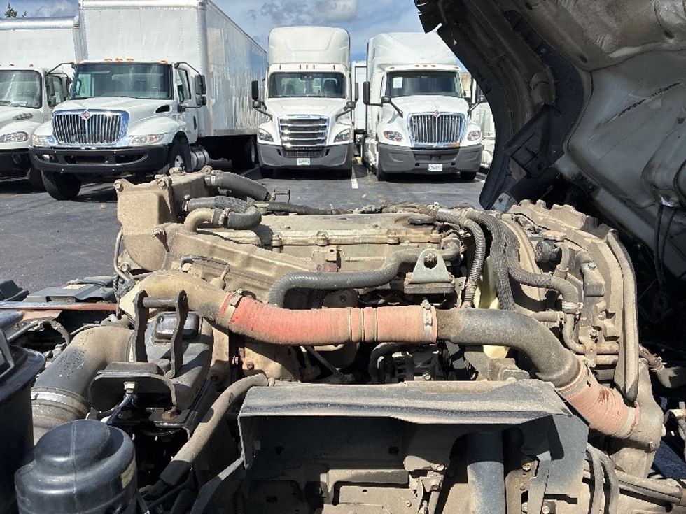 Cab and Chassis Truck-Light and Medium Duty Trucks-Isuzu-2020-NPRXD-Greensboro-NC-179,152\n\t\tmiles-$ 27,750 - Image 18