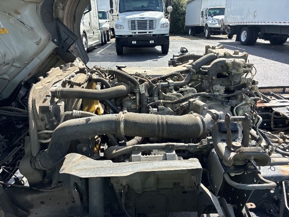 Cab and Chassis Truck-Light and Medium Duty Trucks-Isuzu-2020-NPRXD-Greensboro-NC-179,152\n\t\tmiles-$ 27,750 - Image 19