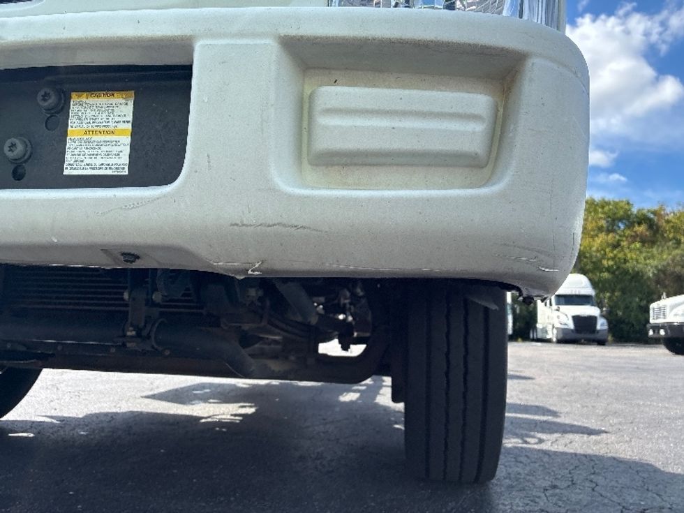 Cab and Chassis Truck-Light and Medium Duty Trucks-Isuzu-2020-NPRXD-Greensboro-NC-179,152\n\t\tmiles-$ 27,750 - Image 22