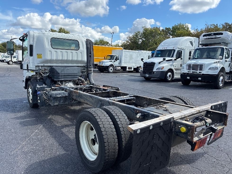Cab and Chassis Truck-Light and Medium Duty Trucks-Isuzu-2020-NPRXD-Greensboro-NC-179,152\n\t\tmiles-$ 27,750 - Image 6